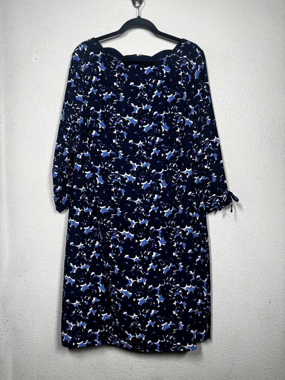 New Talbots Crepe Shift Dress Navy Blue Sz 16 Floral Scallop Neck